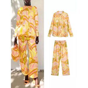ZARA Set of Muliticolor Printed Satin Top Pants Long Sleeve Straight-Leg